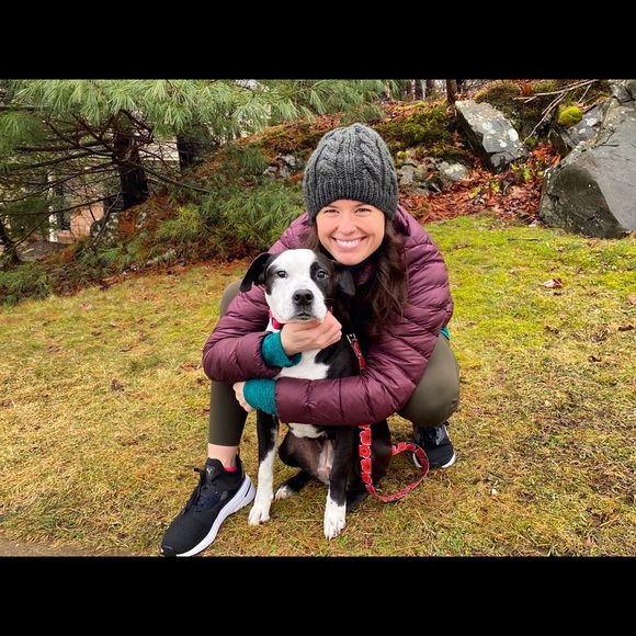 Meet your Posher, Dara - Picture 1 of 2